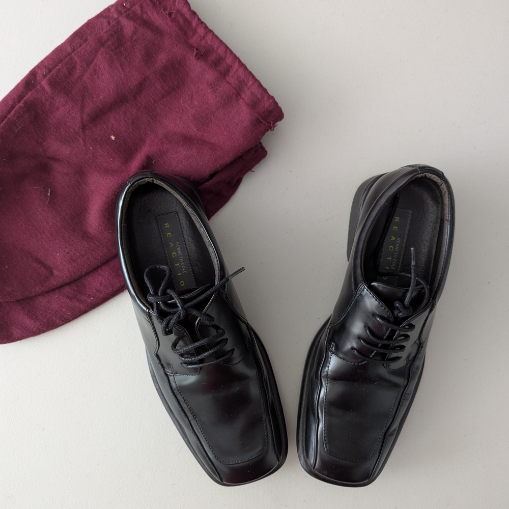 Men's Black Leather Shoes by Kenneth Cole